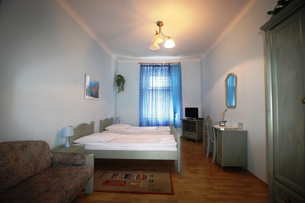 Pension Berg Praga Habitación foto