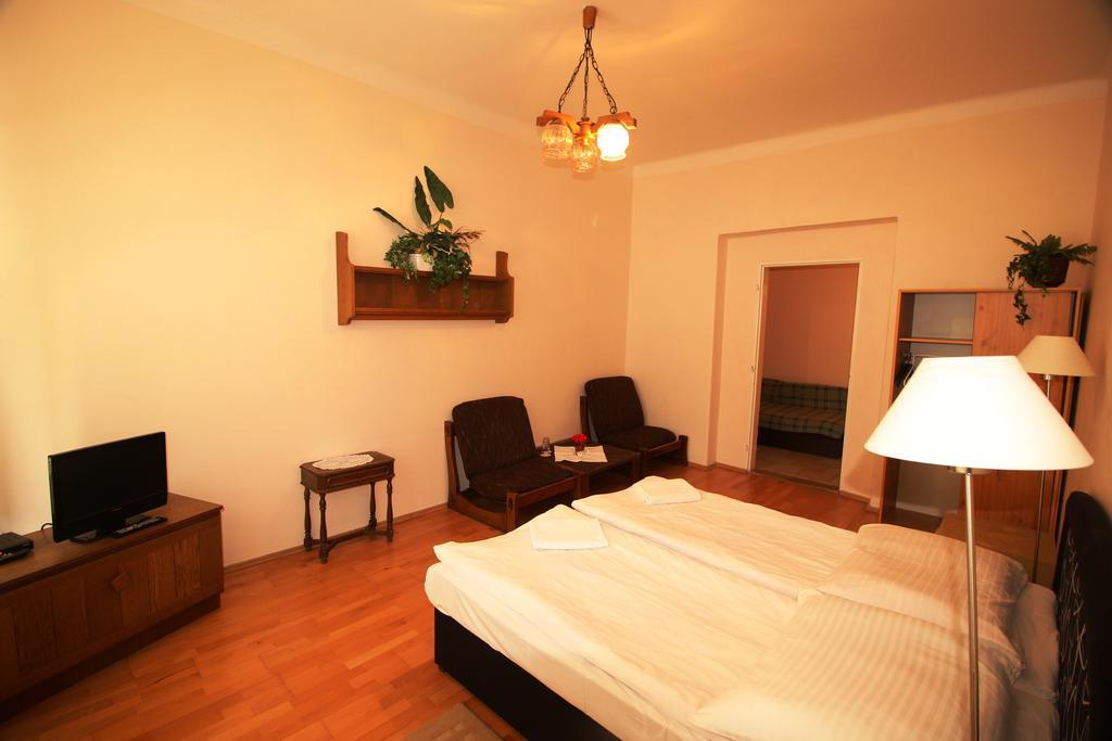 Pension Berg Praga Habitación foto
